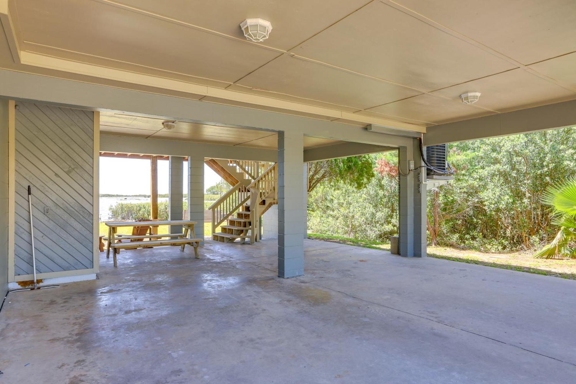 Waterfront Cedar Key Duplex Home Grill And Dock! מראה חיצוני תמונה